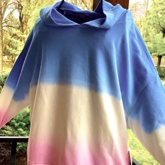 DANSKIN OMBRÉ HOODIE BLUE WONDER WITH ORCHID GLAZE L NWT - Picture 9 of 10